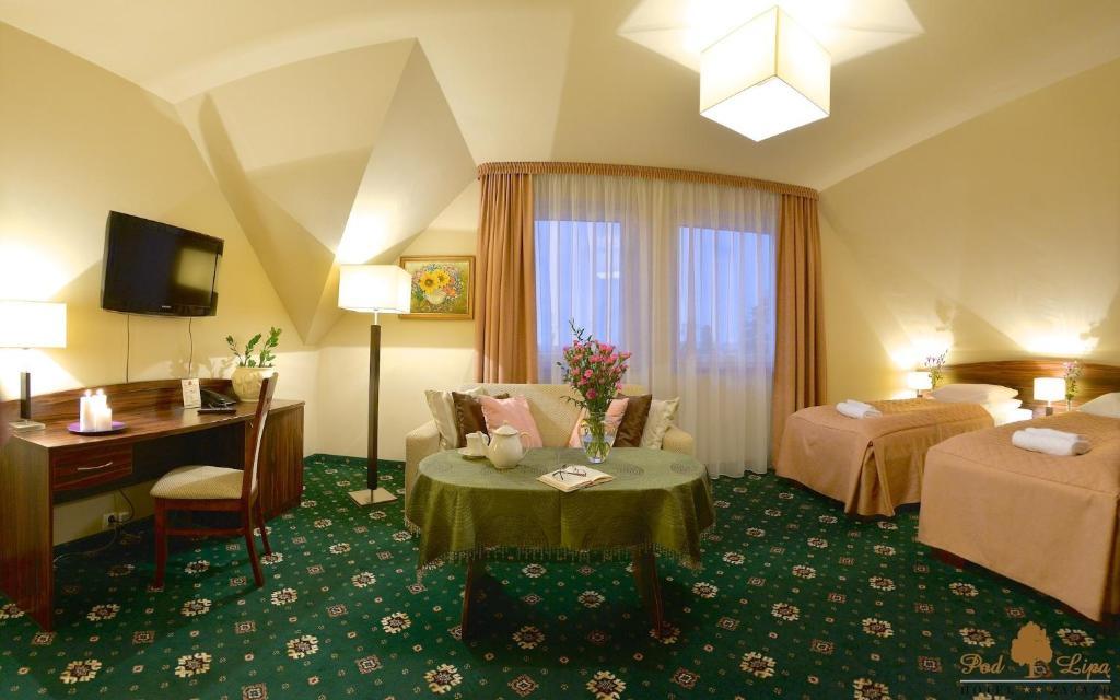 Zajazd Pod Lipa Humniska Zimmer foto